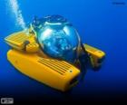 Малая подводная лодка в нижней части моря